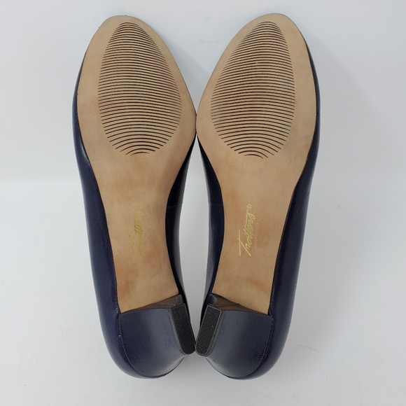 Trotters Penelope Pump - Dark Blue - Picture 6 of 6